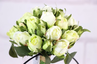 Wiązka róż CA844 "ślubna" cream green