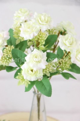 Bukiet różyczek CH70 cream green