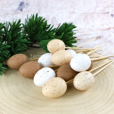 Jajeczka plast. (12 szt) na piku TG70599 biel/jasny brąz